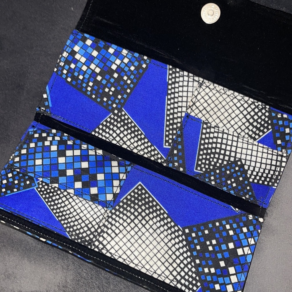 Handmade Printed Wallets - Picture 6 of 6